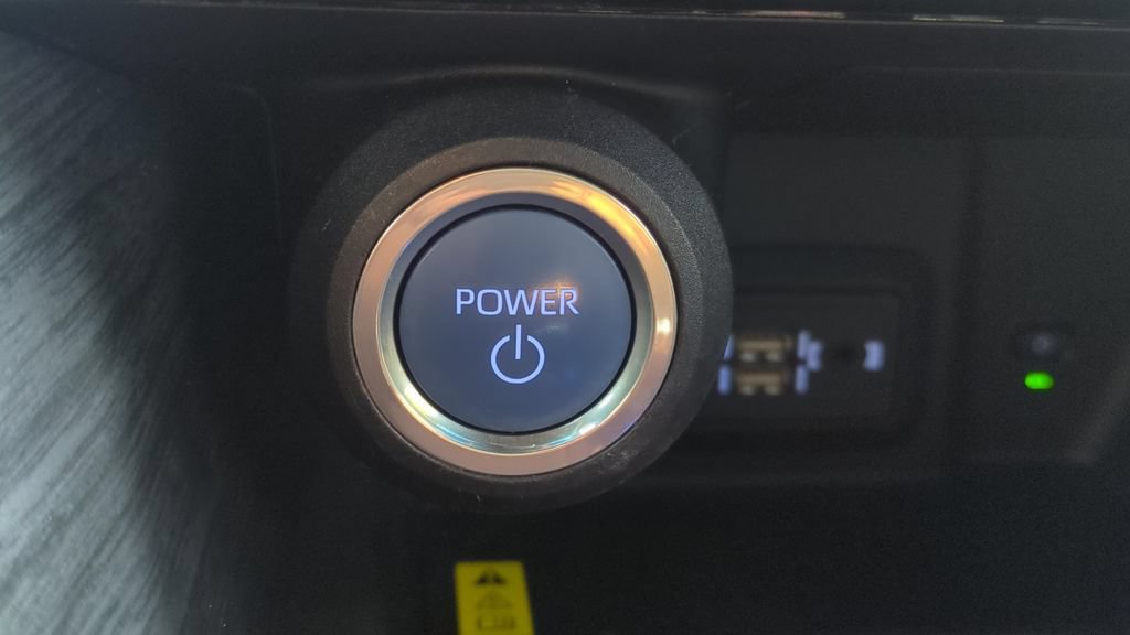 Used 2021 Toyota Venza Limited w/ Advanced Technology Package AWD/4WD image 24