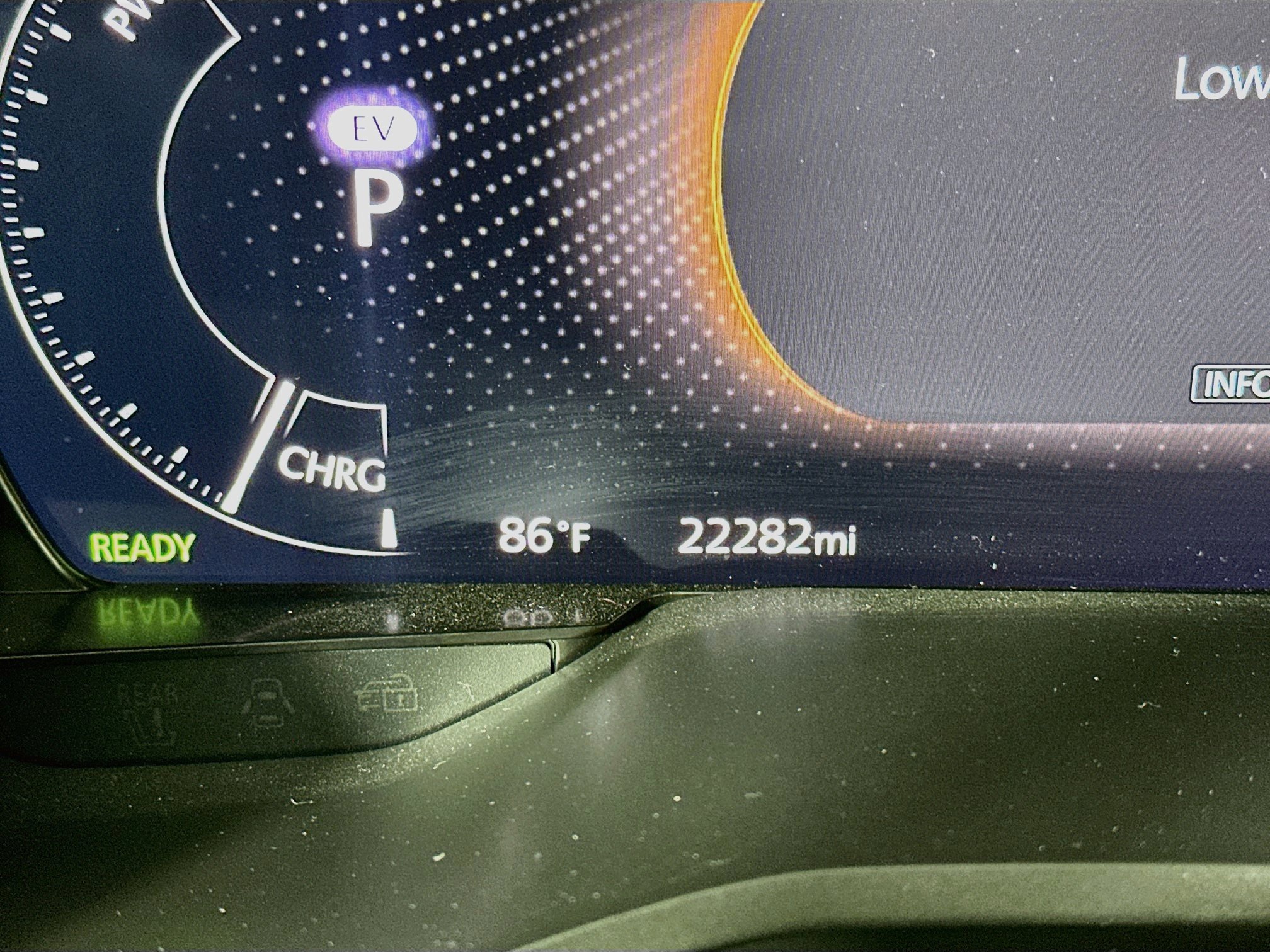 Used 2024 MAZDA CX-90 Plug-In Hybrid w/ Premium Plus AWD/4WD image 19