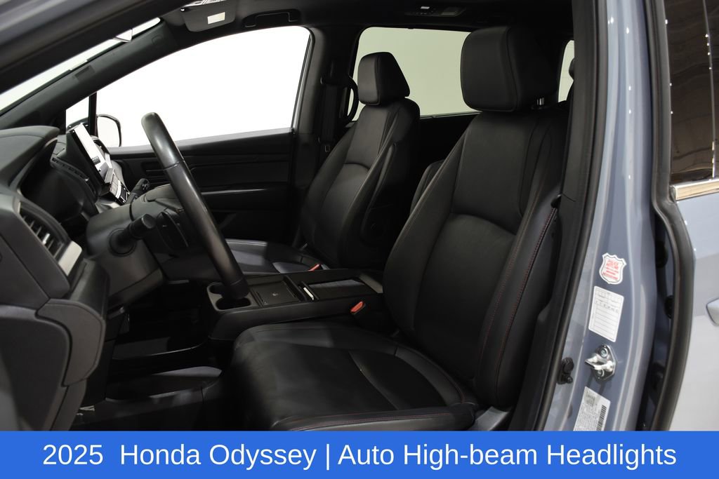 Used 2025 Honda Odyssey Sport-L image 23