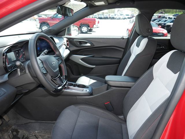 Used 2026 Chevrolet Trax RS image 3