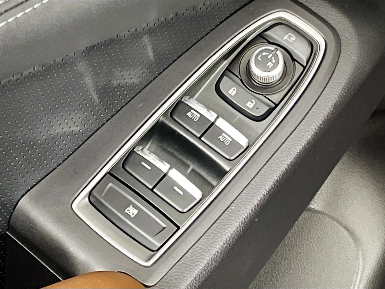 Used 2024 Subaru Ascent Touring AWD/4WD image 22