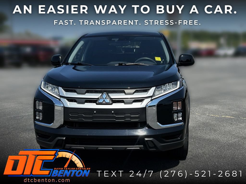 Used 2025 Mitsubishi Outlander Sport SE AWD/4WD image 2
