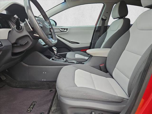 Used 2020 Hyundai Ioniq SEL FWD image 16