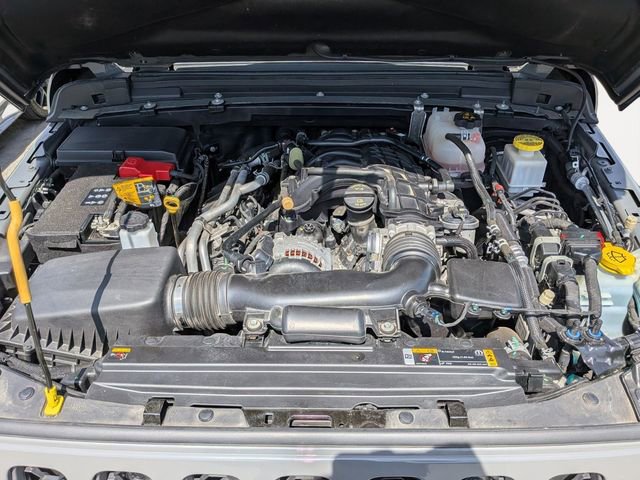 Certified 2022 Jeep Gladiator Mojave w/ Cold Weather Group AWD/4WD image 35