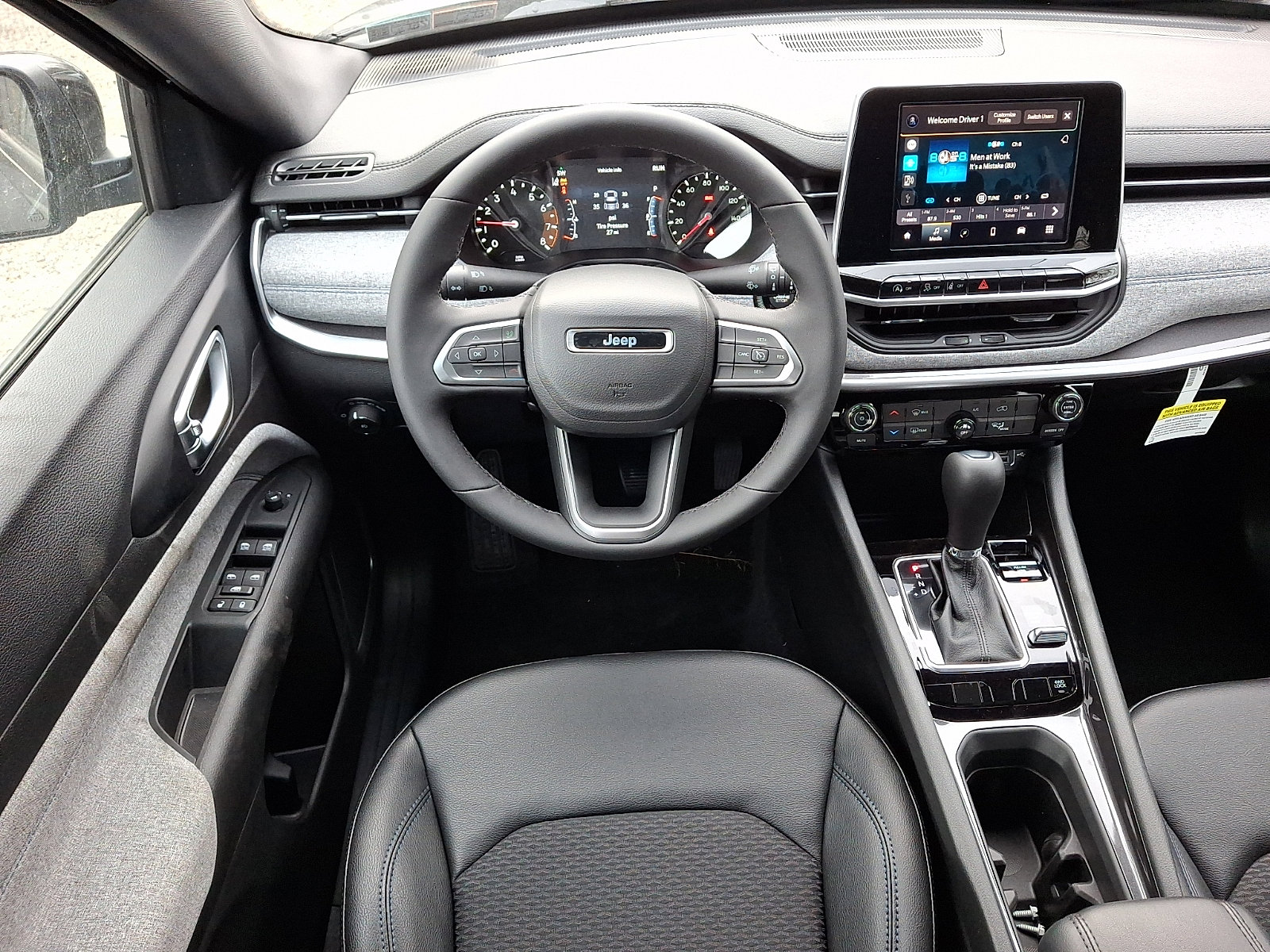 New 2026 Jeep Compass Latitude image 6