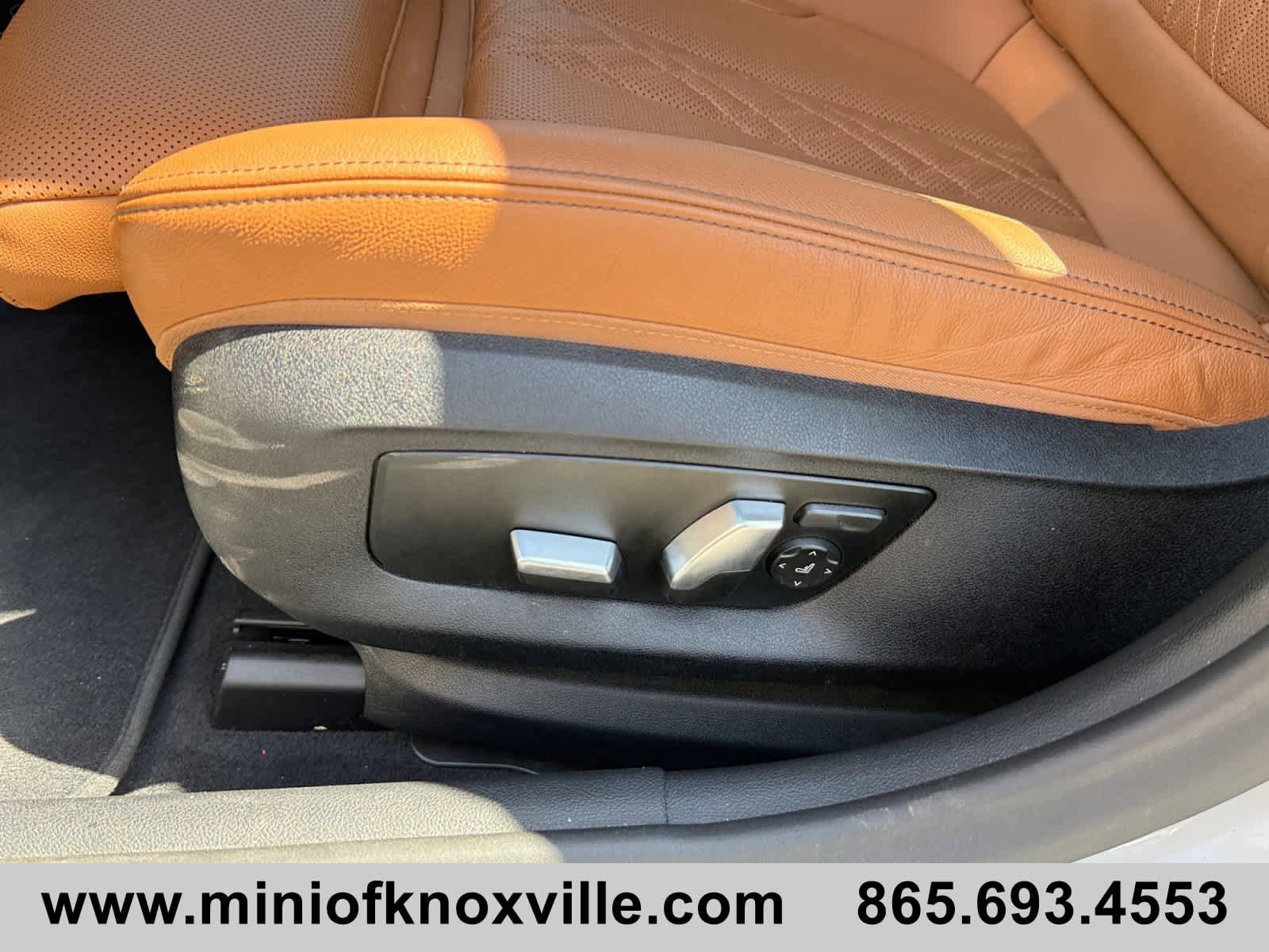 Used 2023 BMW 530i xDrive w/ Premium Package AWD/4WD image 11