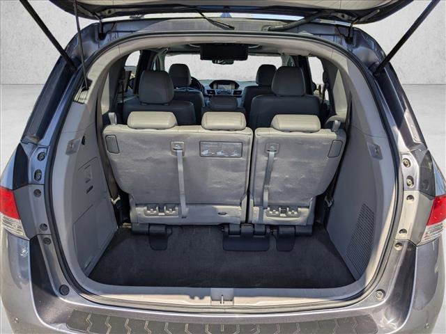Used 2015 Honda Odyssey Touring Elite image 6