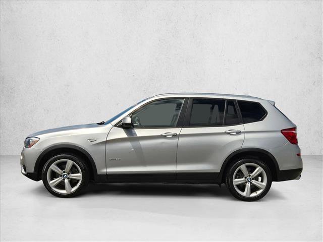 Used 2017 BMW X3 sDrive28i image 9