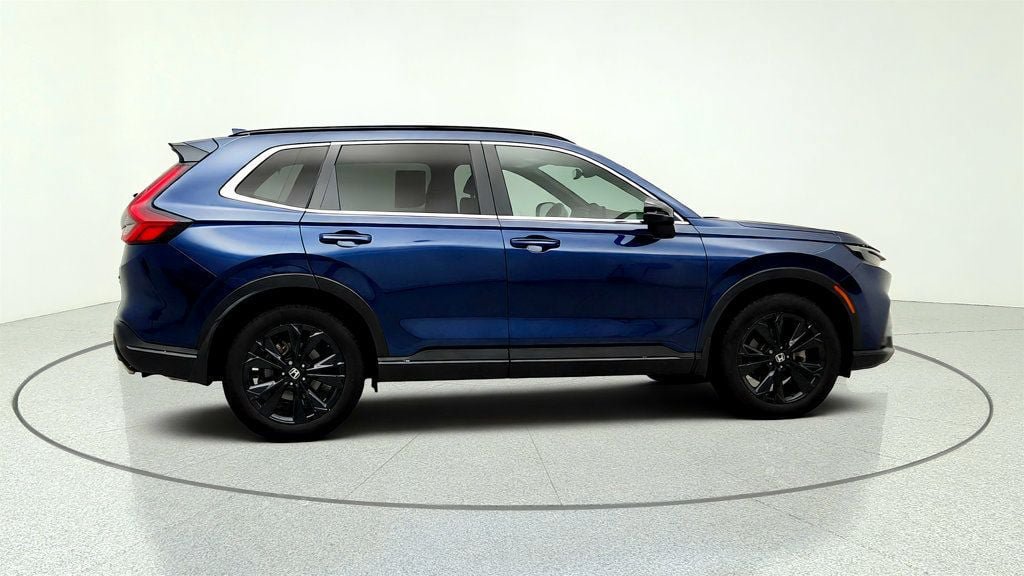 Used 2024 Honda CR-V Sport Touring image 4