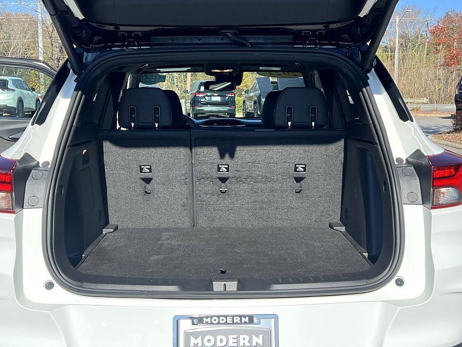 Used 2021 Chevrolet TrailBlazer RS w/ Sun and Liftgate Package image 27