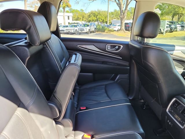 Used 2019 INFINITI QX60 Luxe w/ Essential Package image 32