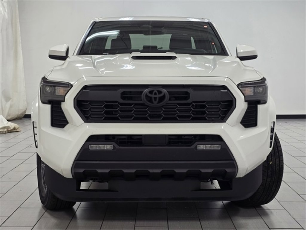 New 2025 Toyota Tacoma TRD Sport image 8