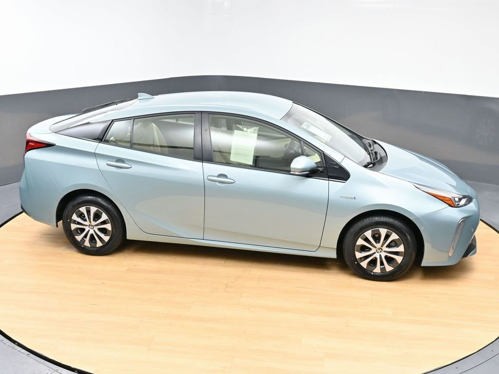 Used 2019 Toyota Prius LE image 46