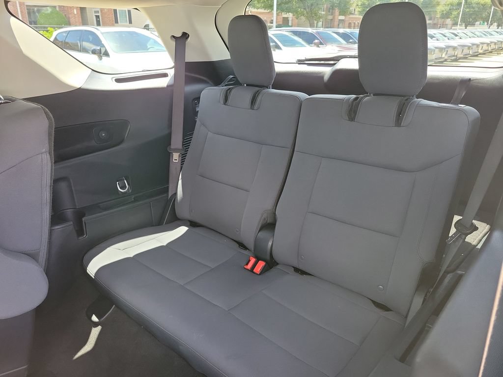 Used 2026 Ford Explorer Active AWD/4WD image 13