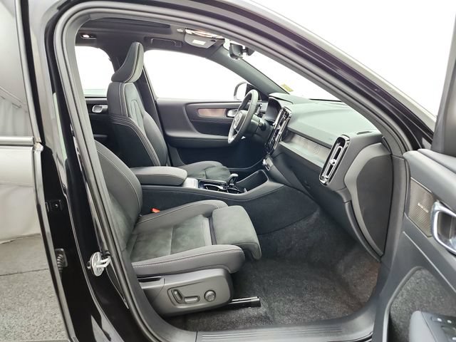 Certified 2024 Volvo XC40 Recharge Ultimate w/ Protection Package Premier AWD/4WD image 15