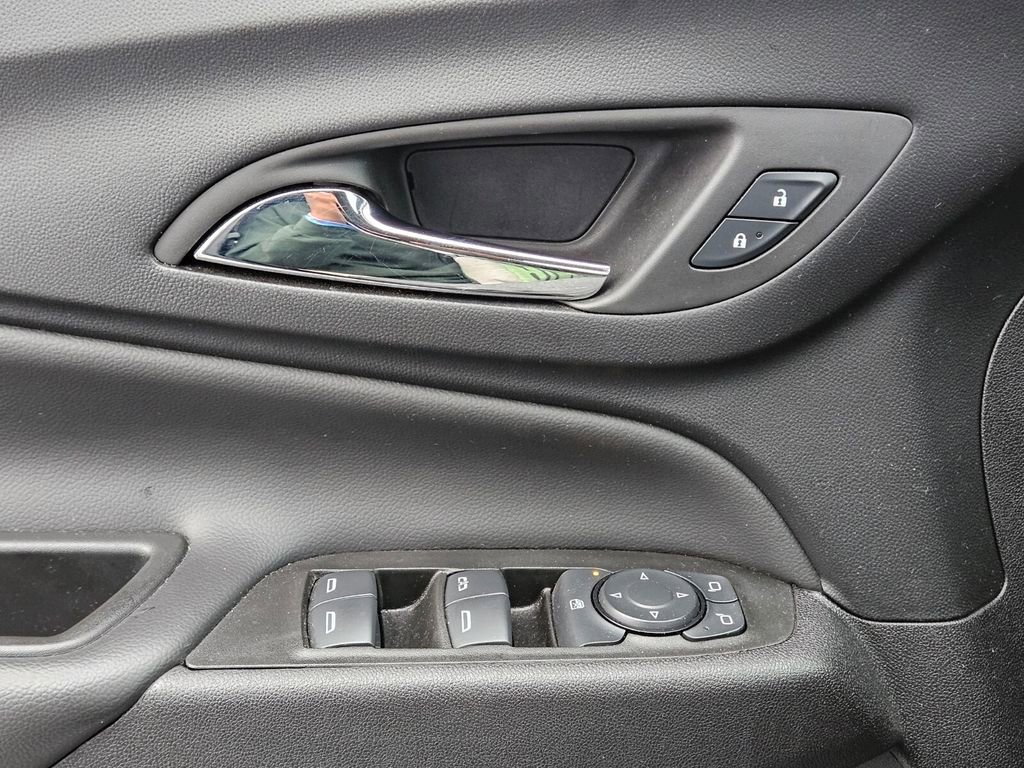 Used 2024 Chevrolet Equinox LT image 26