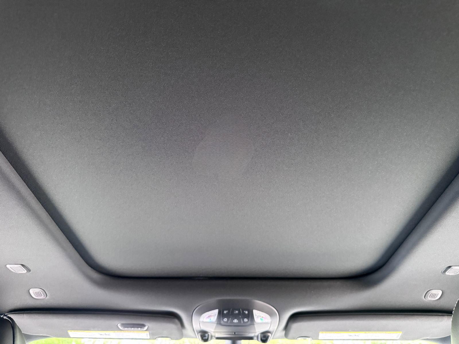 New 2025 Chrysler Pacifica Select AWD/4WD image 29