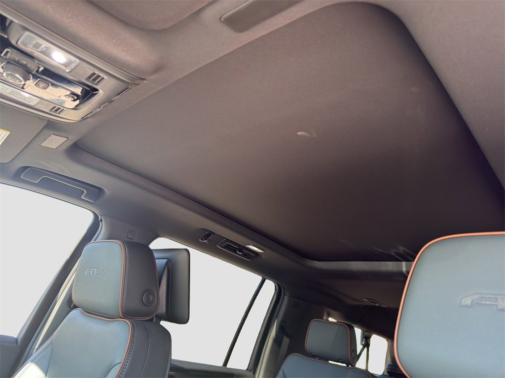 New 2026 GMC Yukon XL AT4 w/ AT4 Premium Plus Package image 8