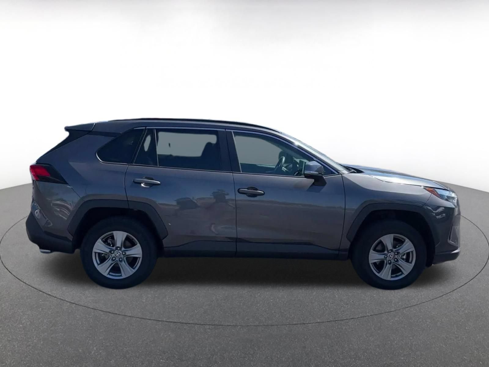 Used 2025 Toyota RAV4 XLE w/ Convenience Package AWD/4WD image 15