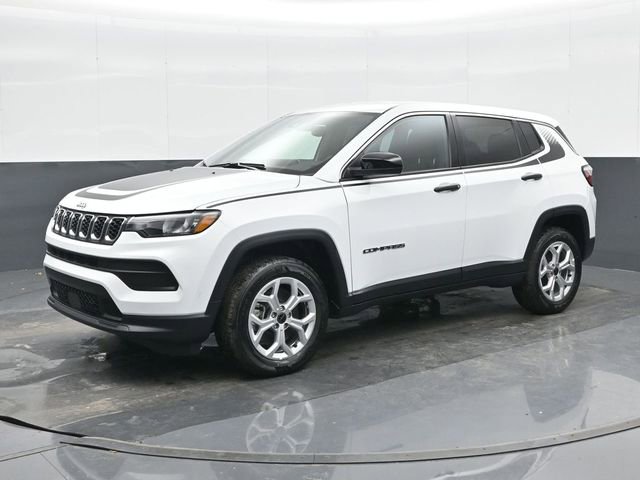 Used 2025 Jeep Compass Sport w/ Mopar Graphics Package AWD/4WD image 8