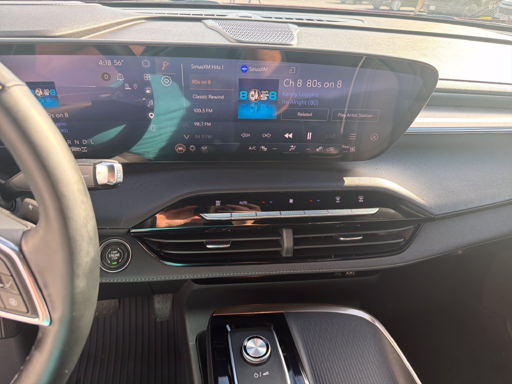 Certified 2025 Buick Enclave Avenir w/ Super Cruise Package AWD/4WD image 18