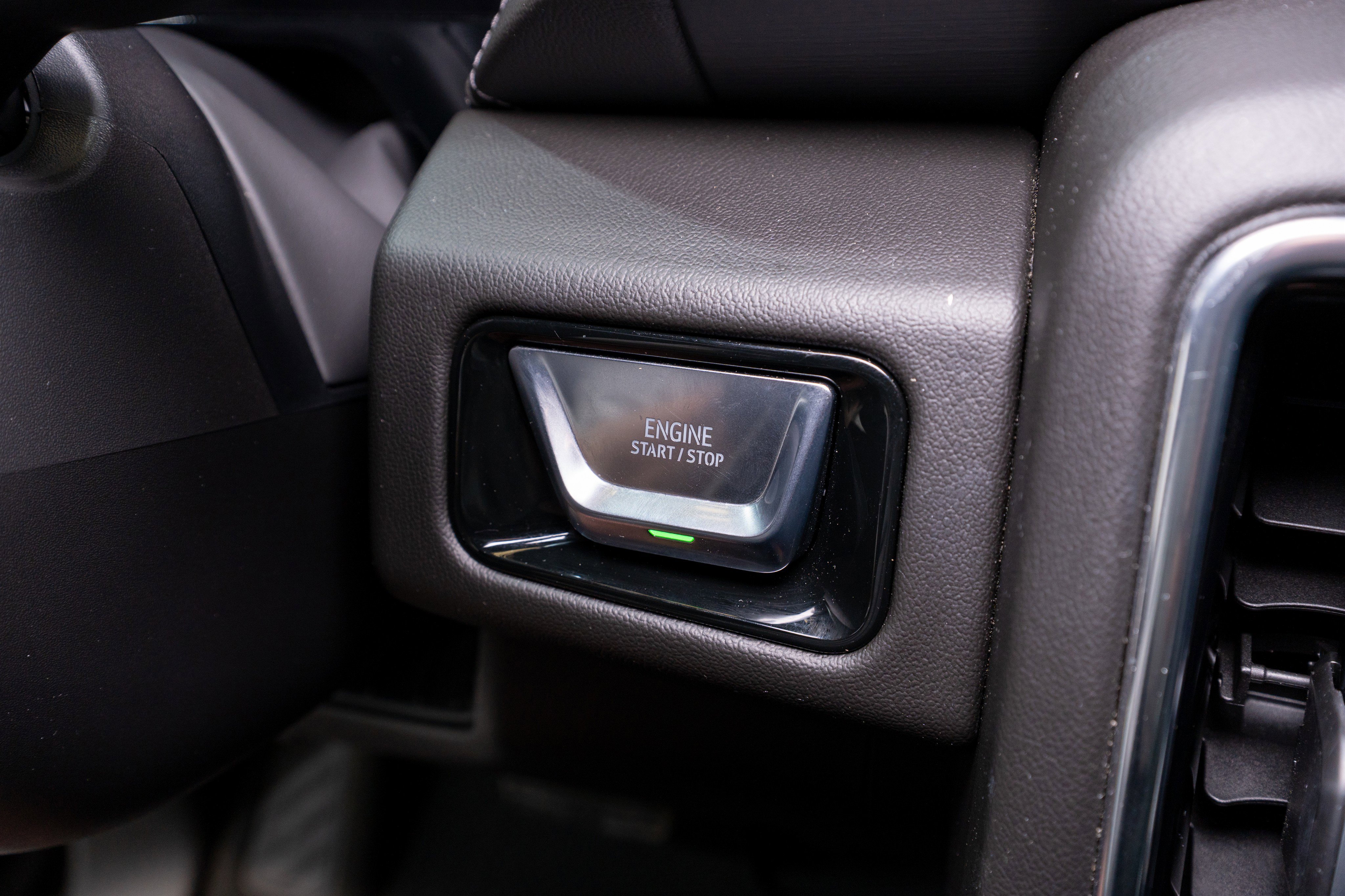 Used 2025 GMC Yukon Denali image 29