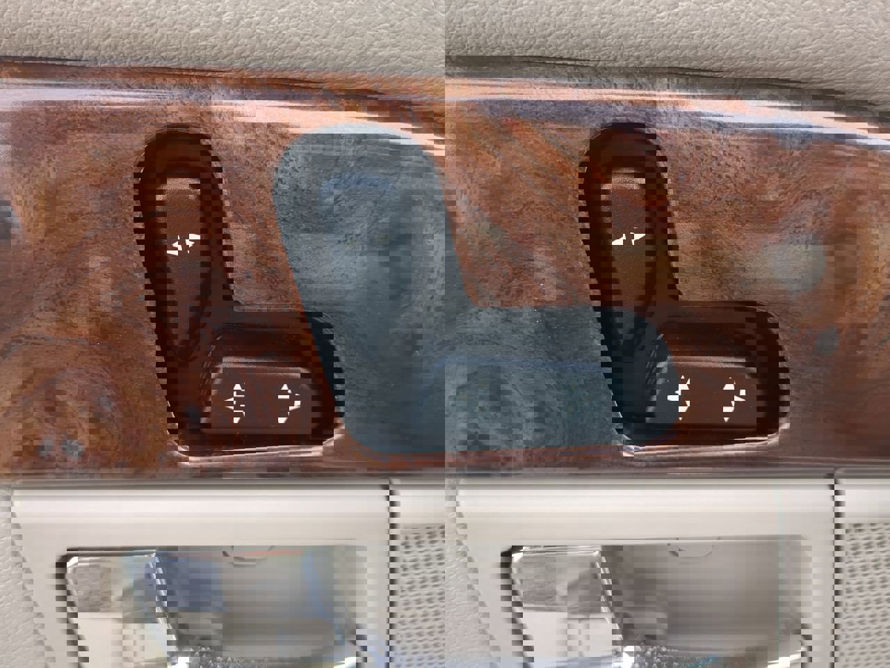 Used 2007 Mercury Grand Marquis LS image 24