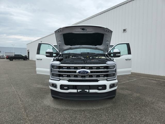Used 2024 Ford F250 Platinum w/ FX4 Off-Road Package image 12