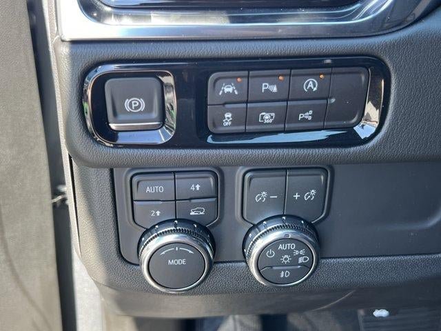New 2026 GMC Yukon XL Denali w/ Sun & Power Step Package AWD/4WD image 25