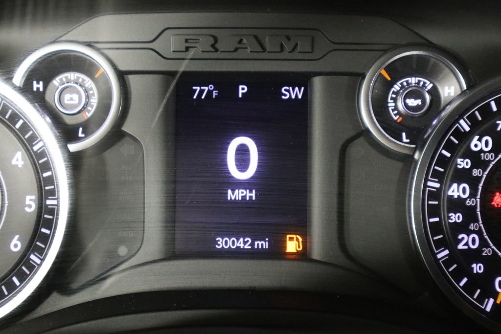 Used 2022 RAM 1500 Big Horn AWD/4WD image 28