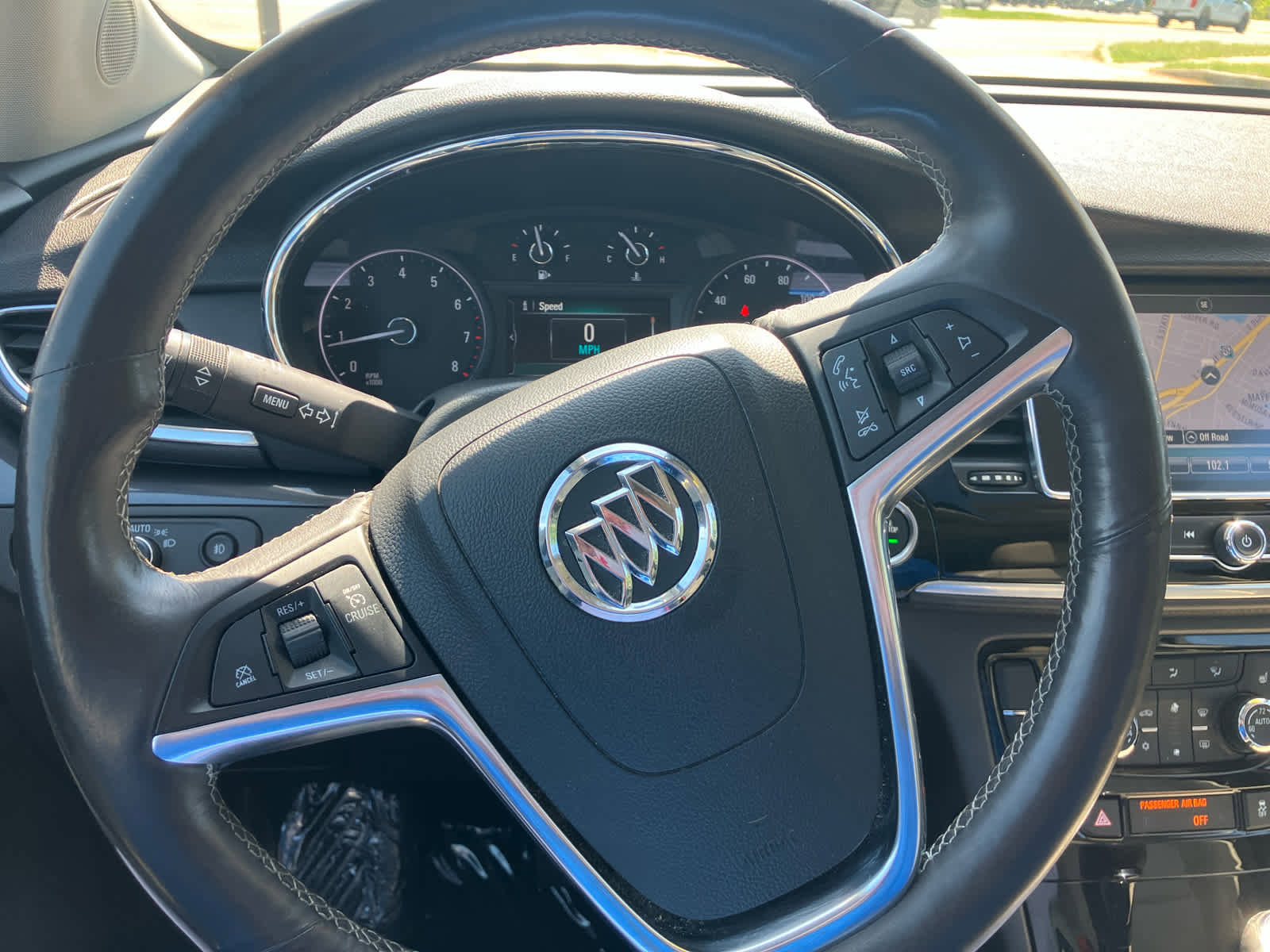 Used 2018 Buick Encore Essence w/ Experience Buick Package FWD image 19
