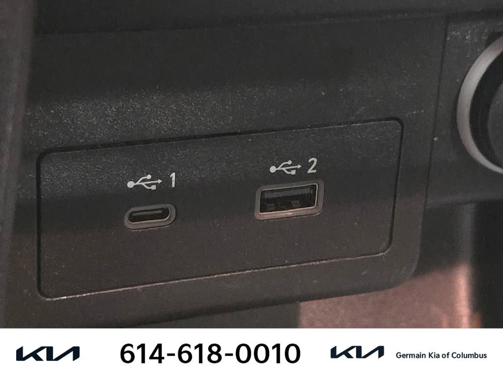 Used 2021 Nissan Kicks SV image 31