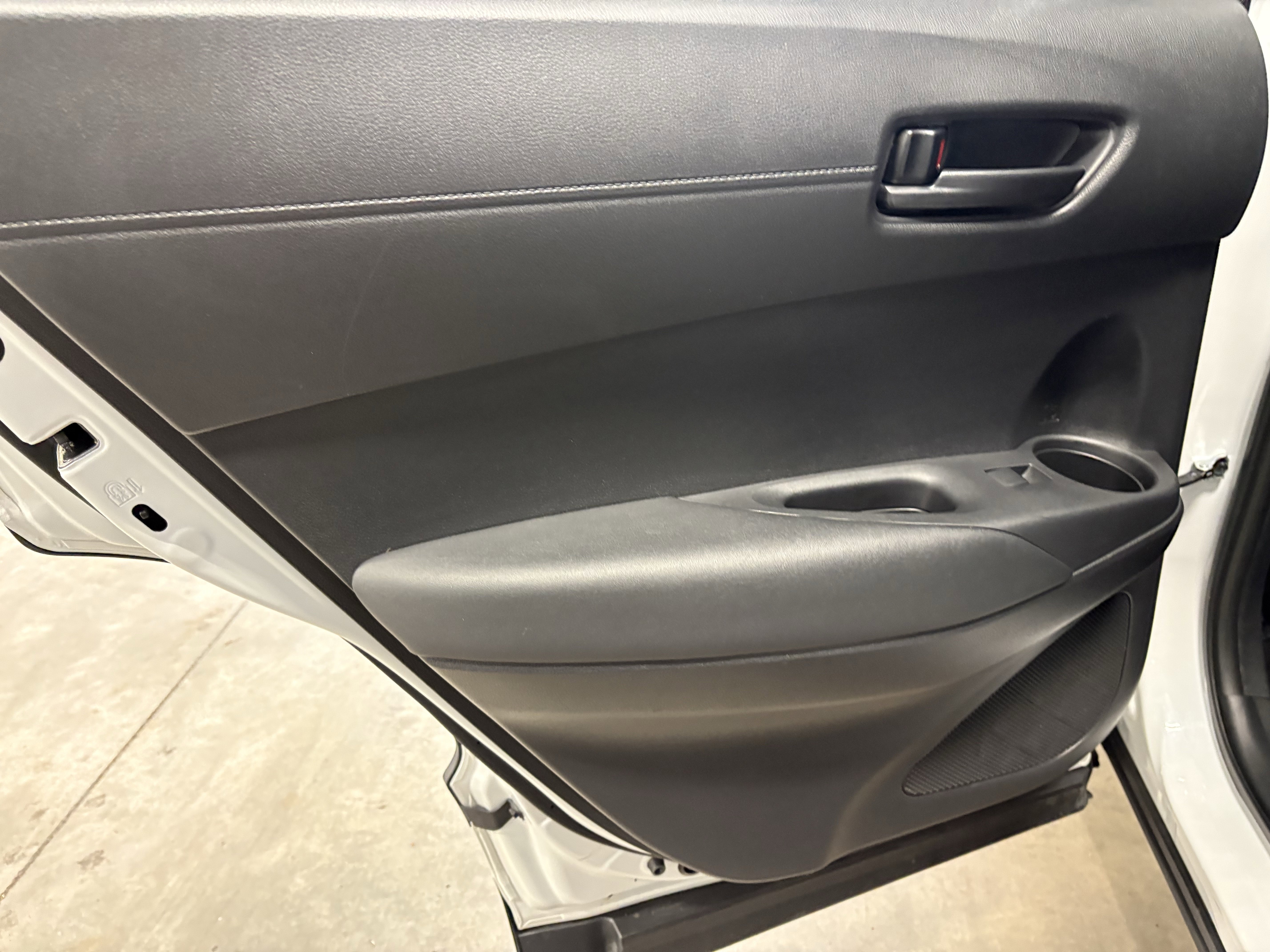 Certified 2024 Toyota Corolla Cross LE image 6