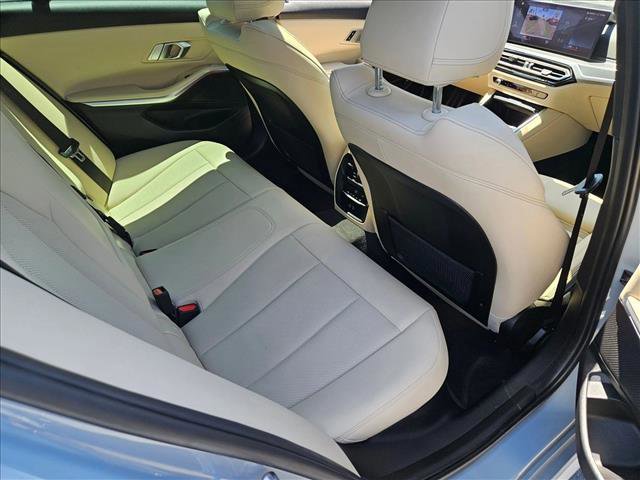 Used 2023 BMW 330i Sedan w/ M Sport Package RWD image 20