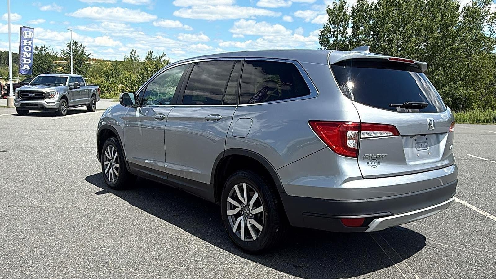 Used 2021 Honda Pilot EX image 10