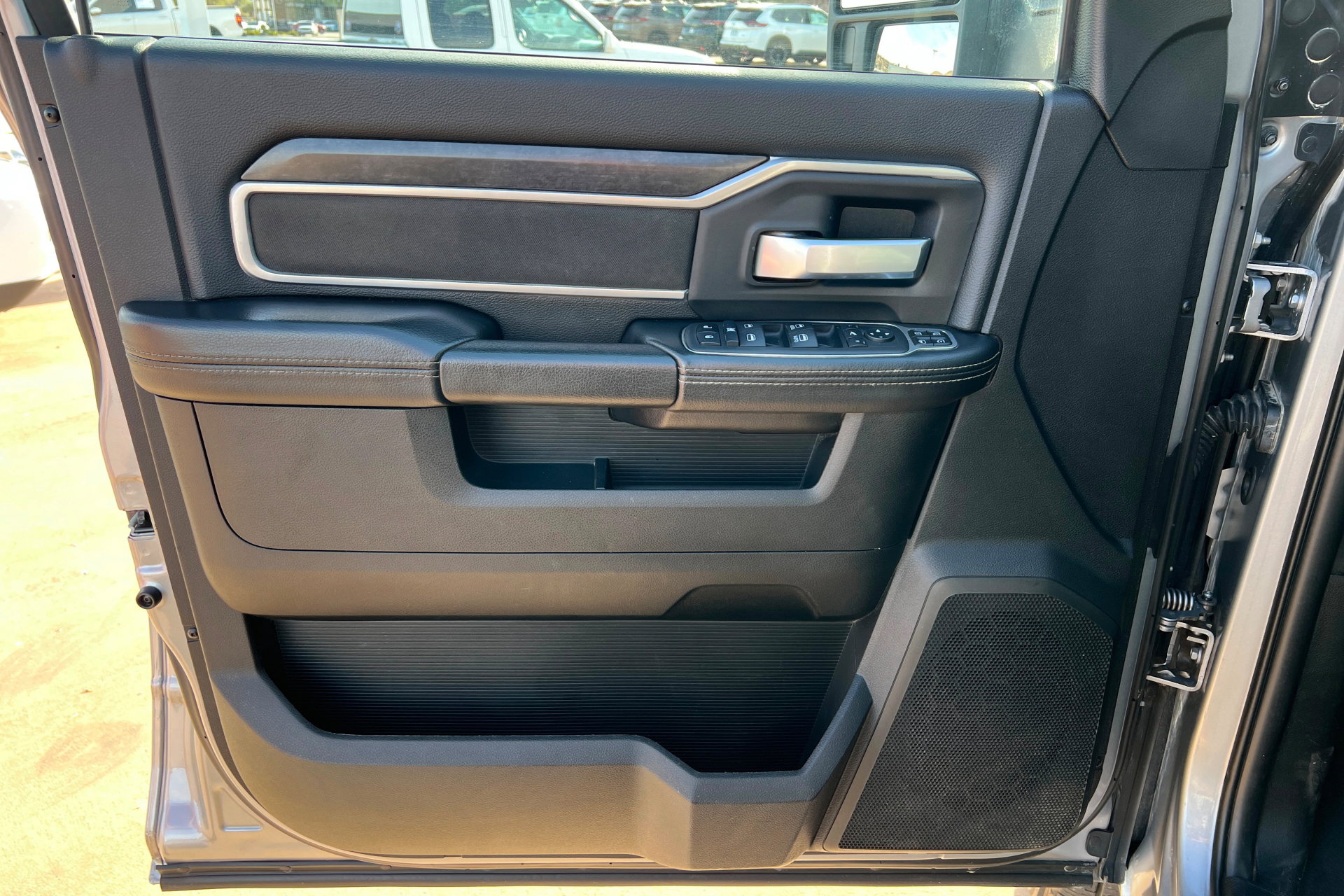 Used 2024 RAM 2500 Big Horn image 14