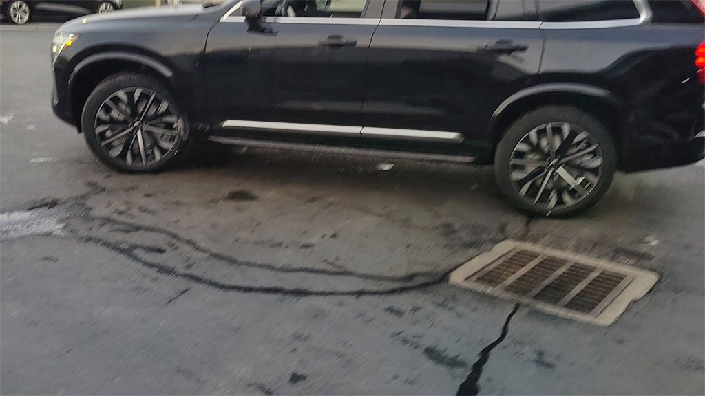 New 2026 Volvo XC90 B5 Plus image 5