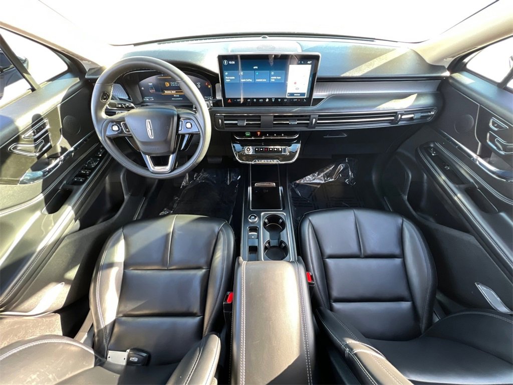 Used 2023 Lincoln Corsair AWD image 8
