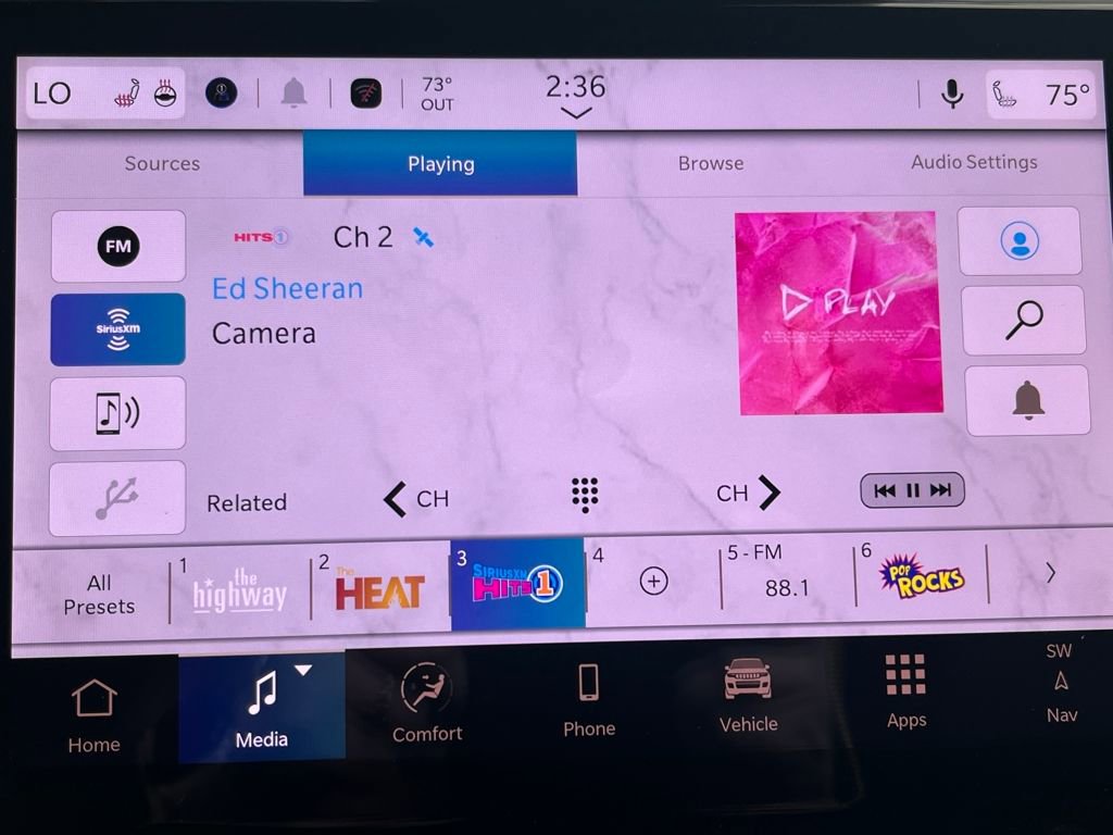 New 2025 Jeep Grand Cherokee Limited w/ Black Appearance Package image 13