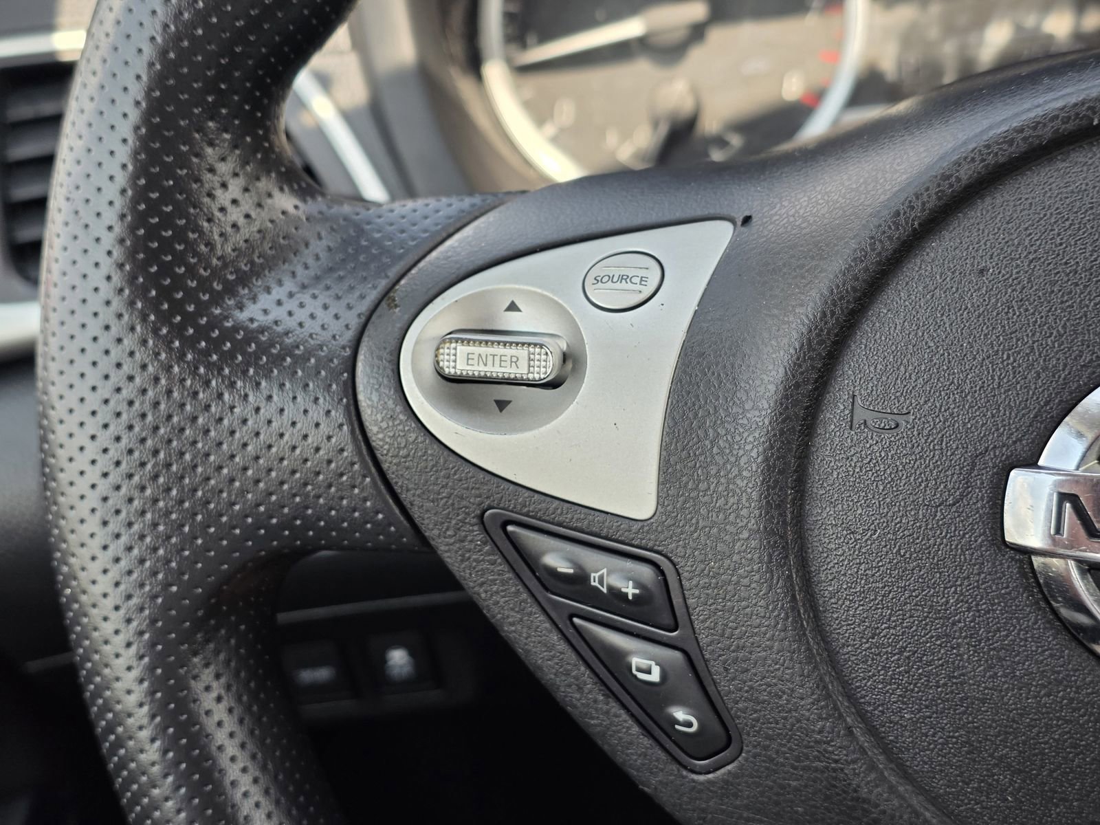 Used 2018 Nissan Sentra S image 26