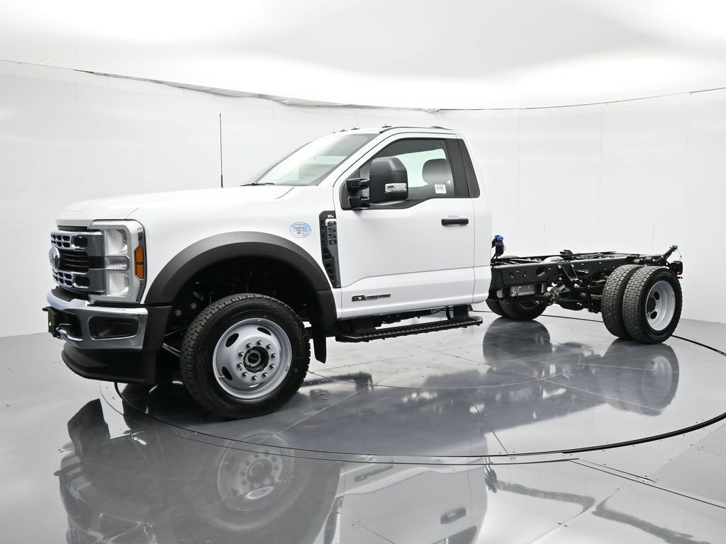 New 2026 Ford F550 4x4 Regular Cab Super Duty image 1