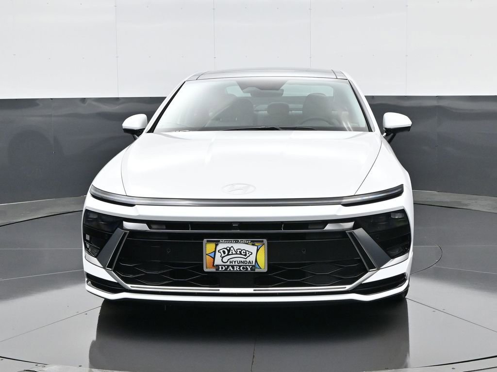 New 2026 Hyundai Sonata Limited FWD image 2