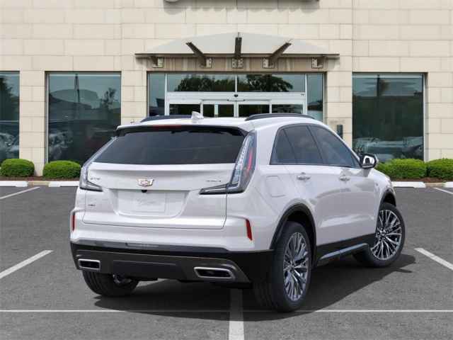 Used 2024 Cadillac XT4 Sport image 30