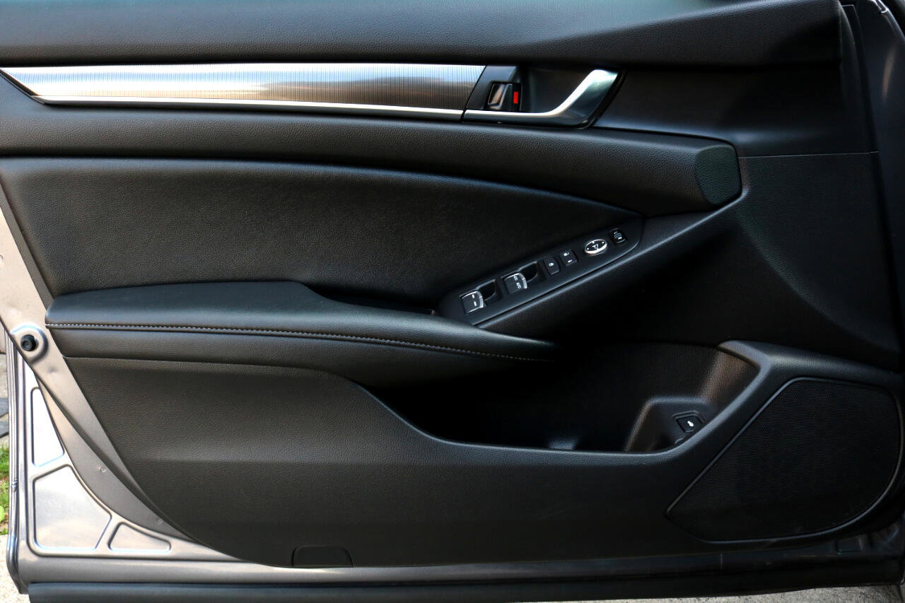 Used 2019 Honda Accord Sport image 17