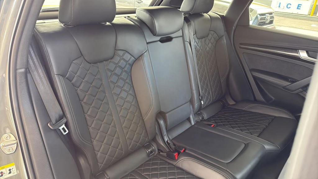 Used 2021 Audi SQ5 Premium Plus w/ Premium Plus Package image 39