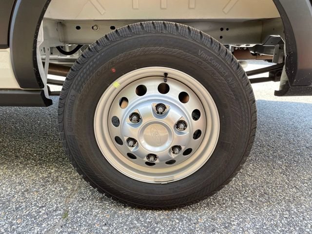 New 2026 Ford Transit 350 148 Low Roof AWD image 8