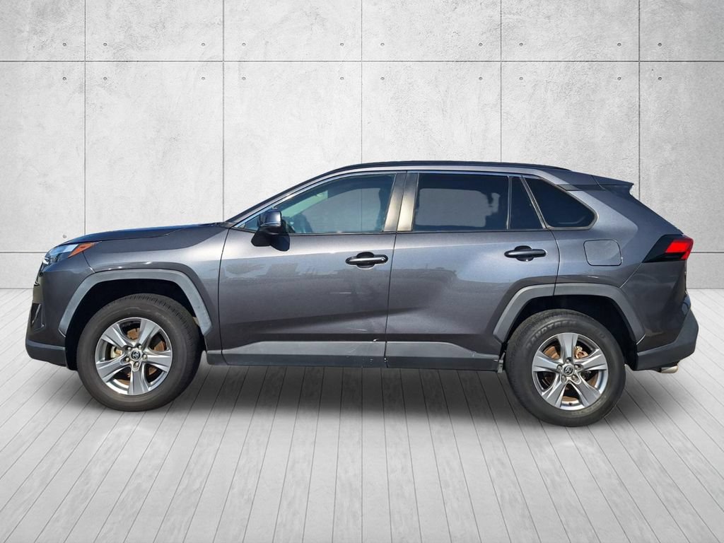Used 2022 Toyota RAV4 XLE w/ Convenience Package FWD image 8