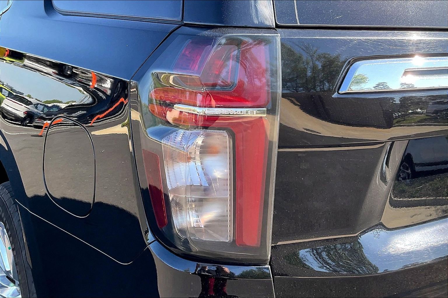 Used 2024 Chevrolet Tahoe Premier AWD/4WD image 23