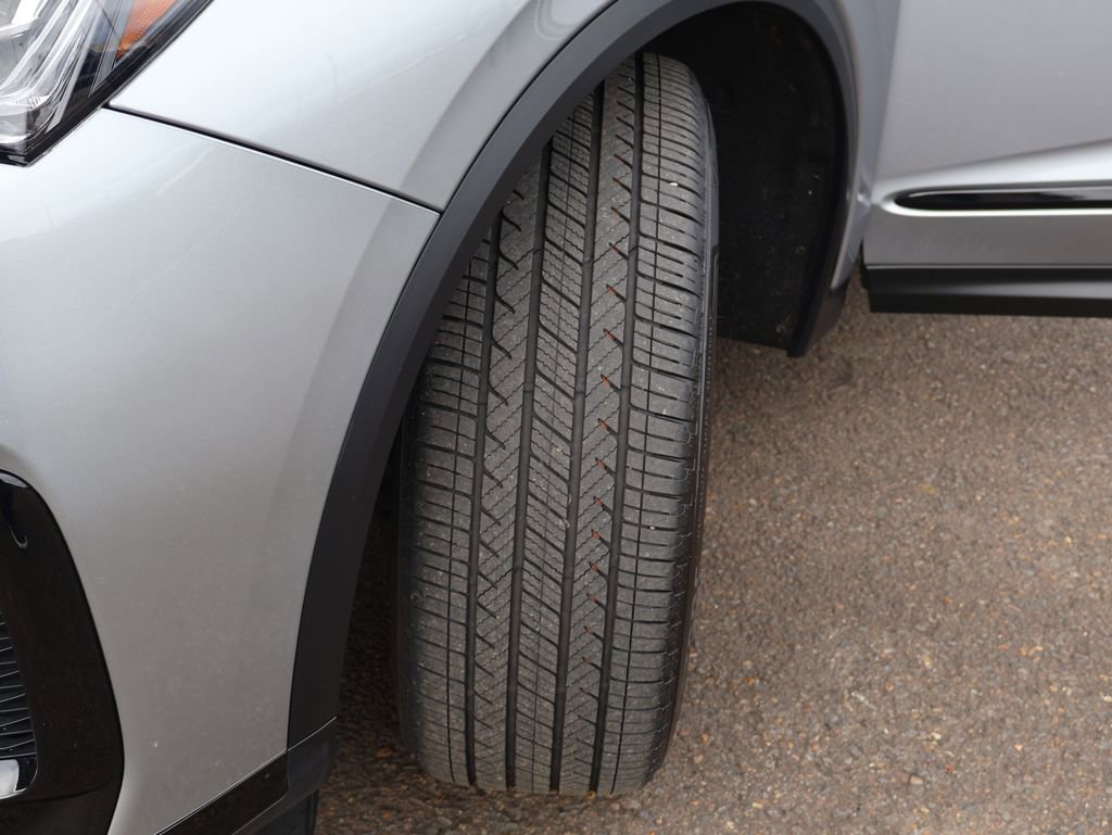 Used 2025 Acura MDX A-Spec image 36