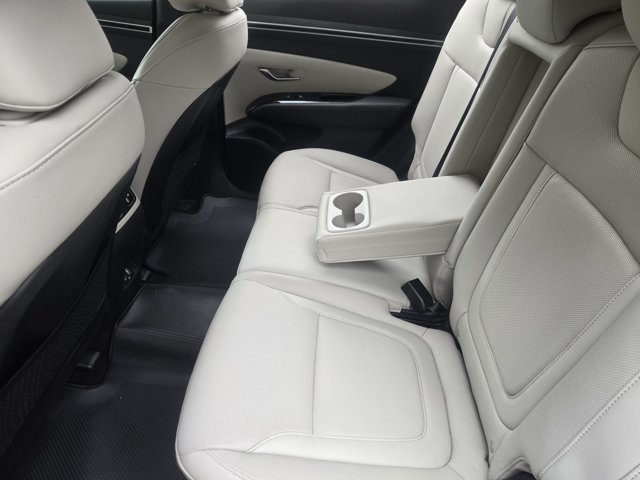 Certified 2024 Hyundai Tucson Limited FWD image 33
